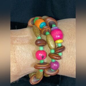 WIRE WRAP MULTI-COLORED WOOD BEADED BRACELET